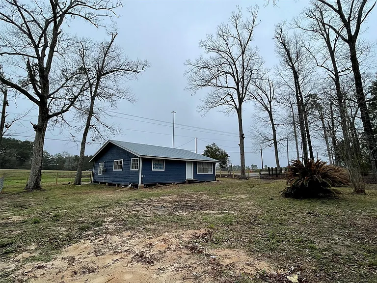 111 Cronin Rd — Photo 10