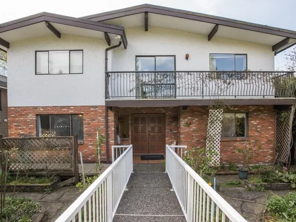 635 Keith Rd E, North Vancouver, BC V7J 1J8