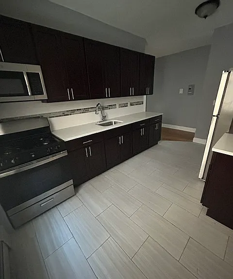 14 Kensington Ave #1 — Photo 1