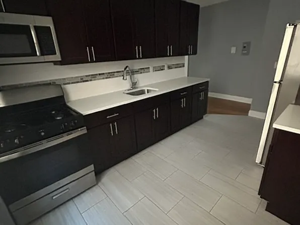 14 Kensington Ave #1, Jersey City, NJ 07304