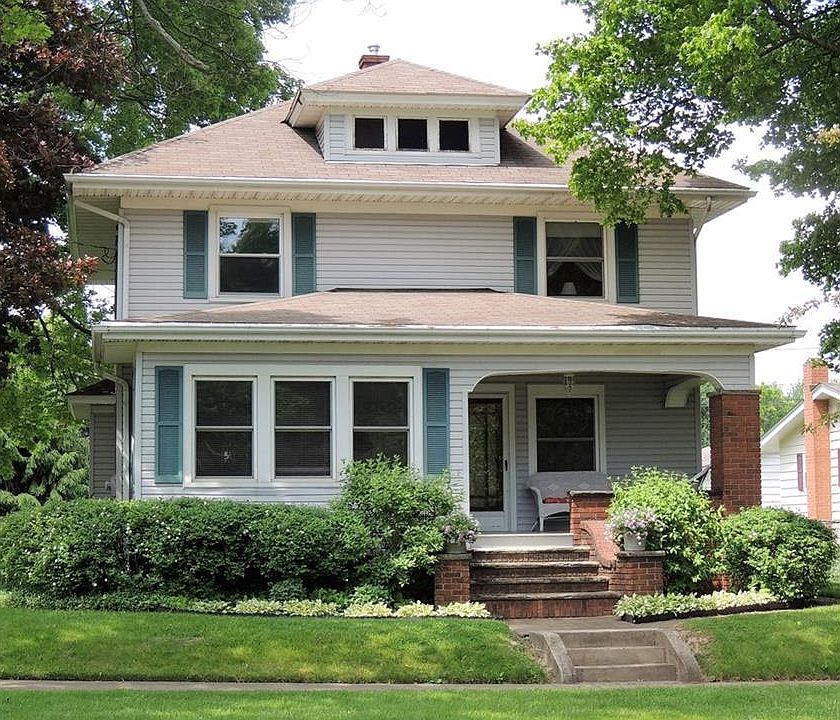 1st image of 410 W Main St
