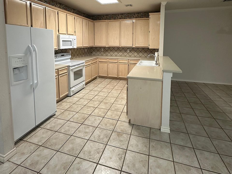 8096 Indian Blanket, Beaumont, TX 77713 Zillow