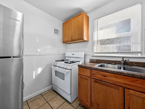 334 Mueller Ave, Saint Louis, MO 63135