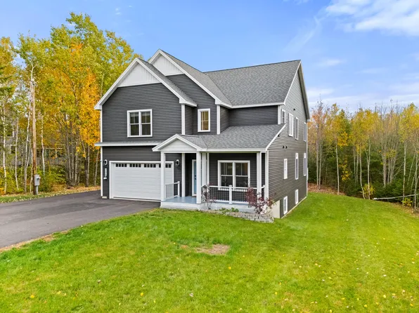 365 Walden Parke Way, Bangor, ME 04401