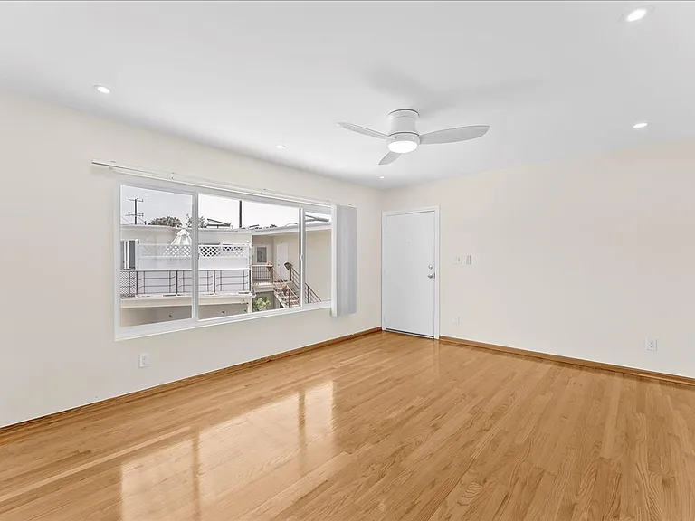 1701 Washington Way #12 — Photo 5