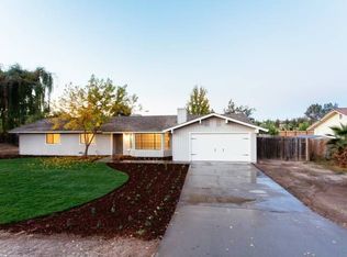 17602 Lane Dr, Madera, CA 93638