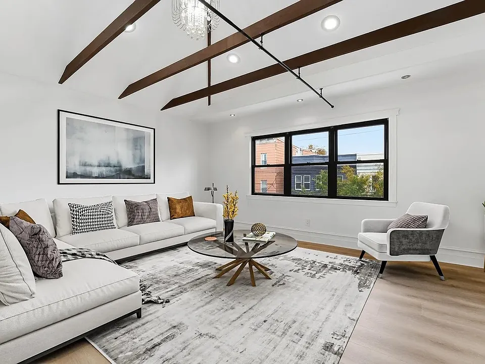 Living Rm