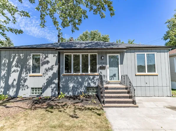 2541 171st St, Hammond, IN 46323
