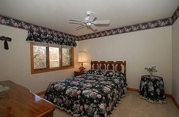 5th image of 422 Windwood Cir