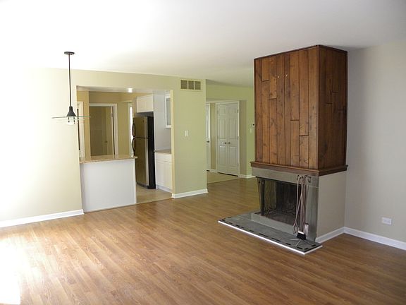 Double sided fireplace