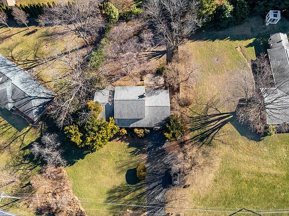 4th image of 8515 Walter Martz Rd