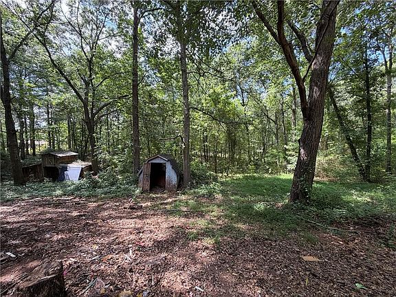 3rd image of 1633 Butterfly Ln