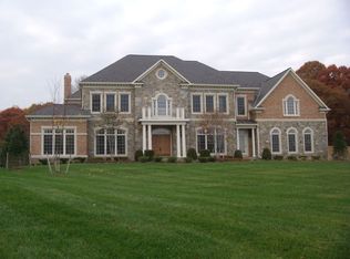 1174 Windrock Dr, Mc Lean, VA 22102