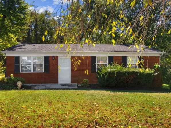 1324 Russell St, Morristown, TN 37813