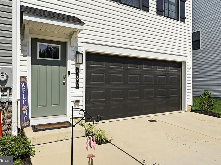 369 Soft Rush Ln — Photo 2