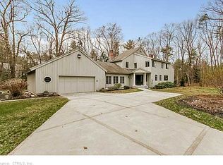 15 Burnham Hollow Rd, Avon, CT 06001