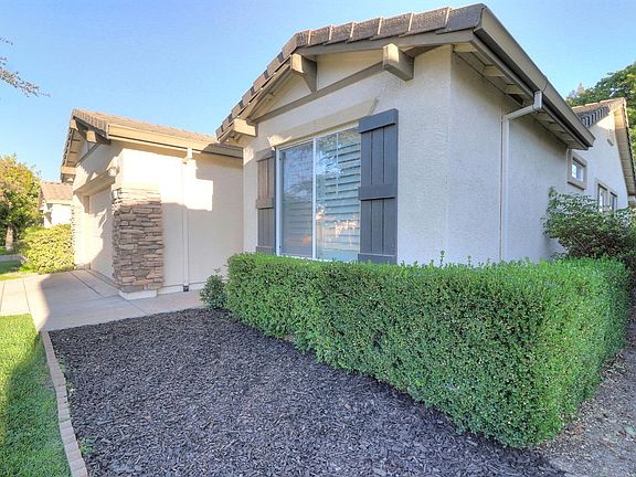 3rd image of 359 Glenn Lakes Drive
