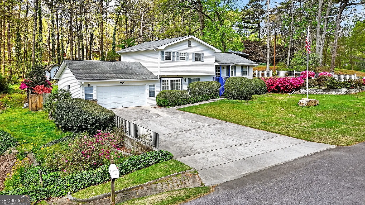 385 Charlotte Blvd photo 1