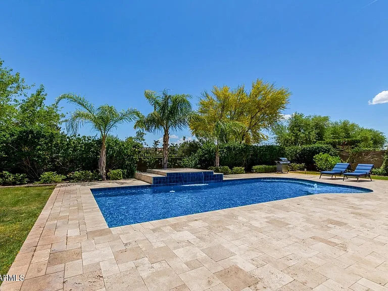 2665 S Velvendo Dr — Photo 2