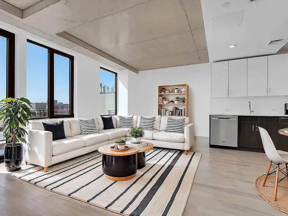 264 Pacific St #5D