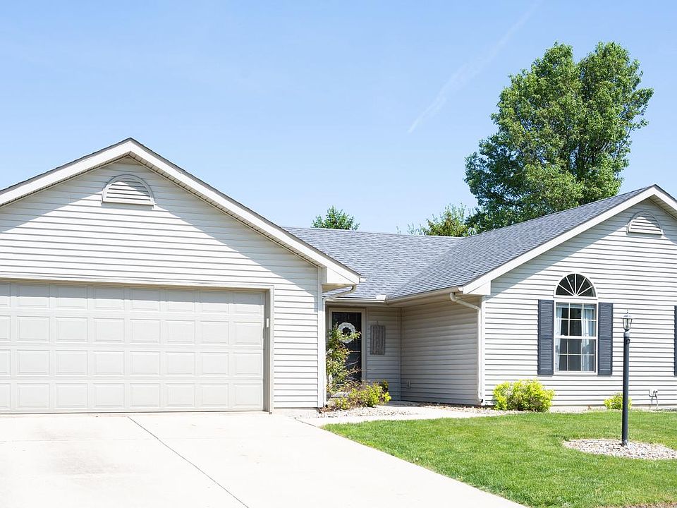 1st image of 1404 Casselbury Ln