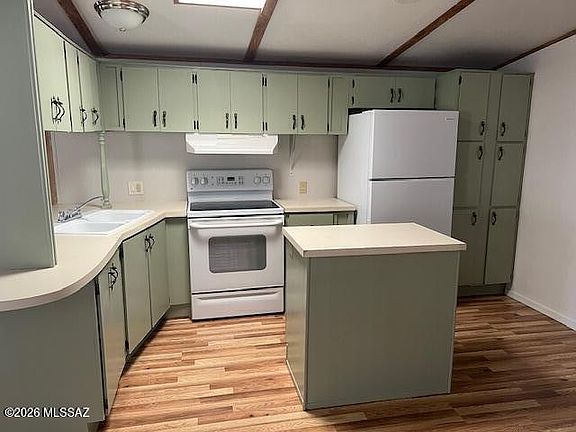 4th image of 8401 S Kolb Rd #168