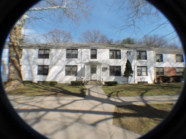 76 Mencel Cir Unit C, Bridgeport, CT 06610