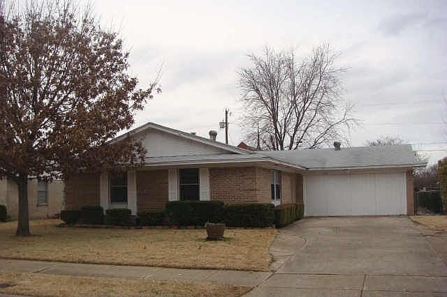 1st image of 1101 Lourock Dr