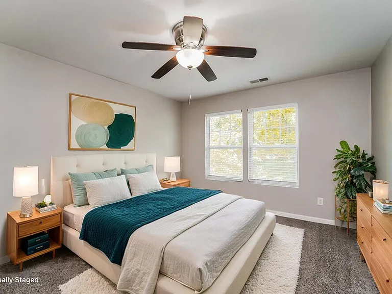 1040 Joselynn Dr — Photo 10
