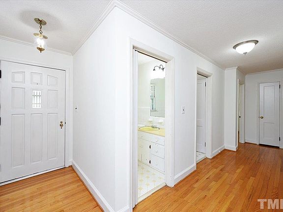 3rd image of 755 Wait Ave