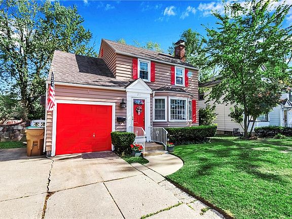 3rd image of 21 Cleveland Dr