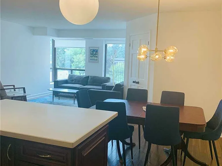 500 Glencairn Ave #303 — Photo 9