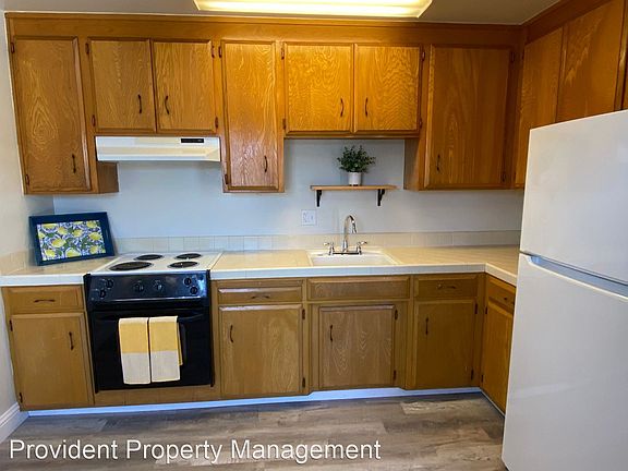 4th image of 746 Harvard Ave APT 3