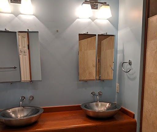 3rd image of 8005 Us Highway 80 E APT A6