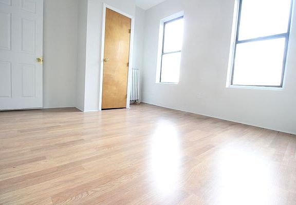 2nd image of 3409 Broadway APT 5A