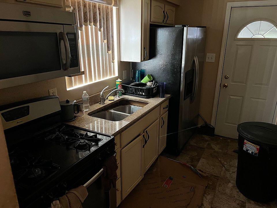 2nd image of 7350 S Troy St