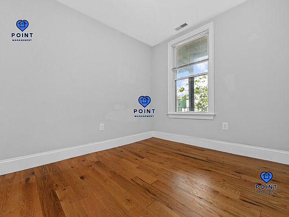 5th image of 148 Bremen St #2