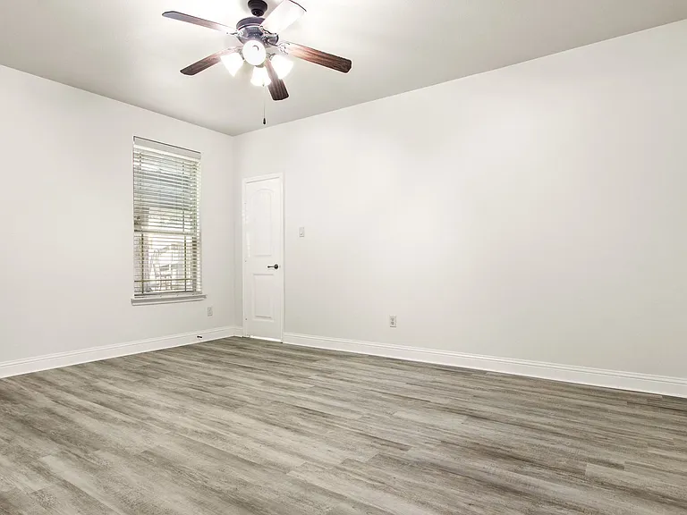 3138 Rogers Ave — Photo 25