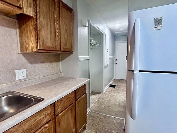 3rd image of 1646 Godwin Ave SE #2