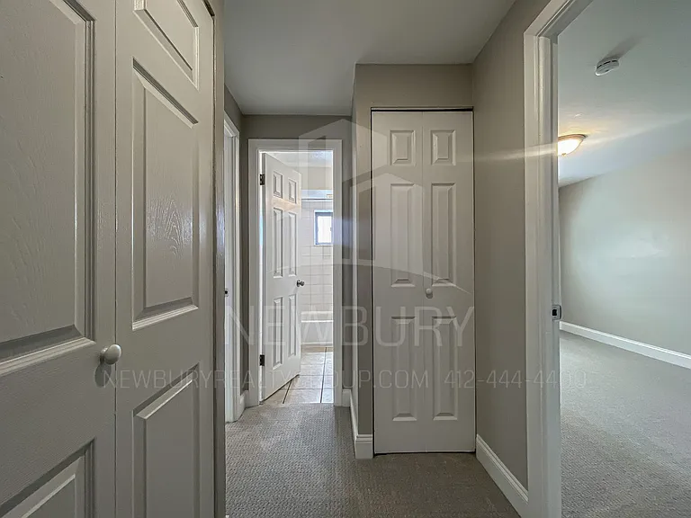 Poplar Apartments — Photo 7