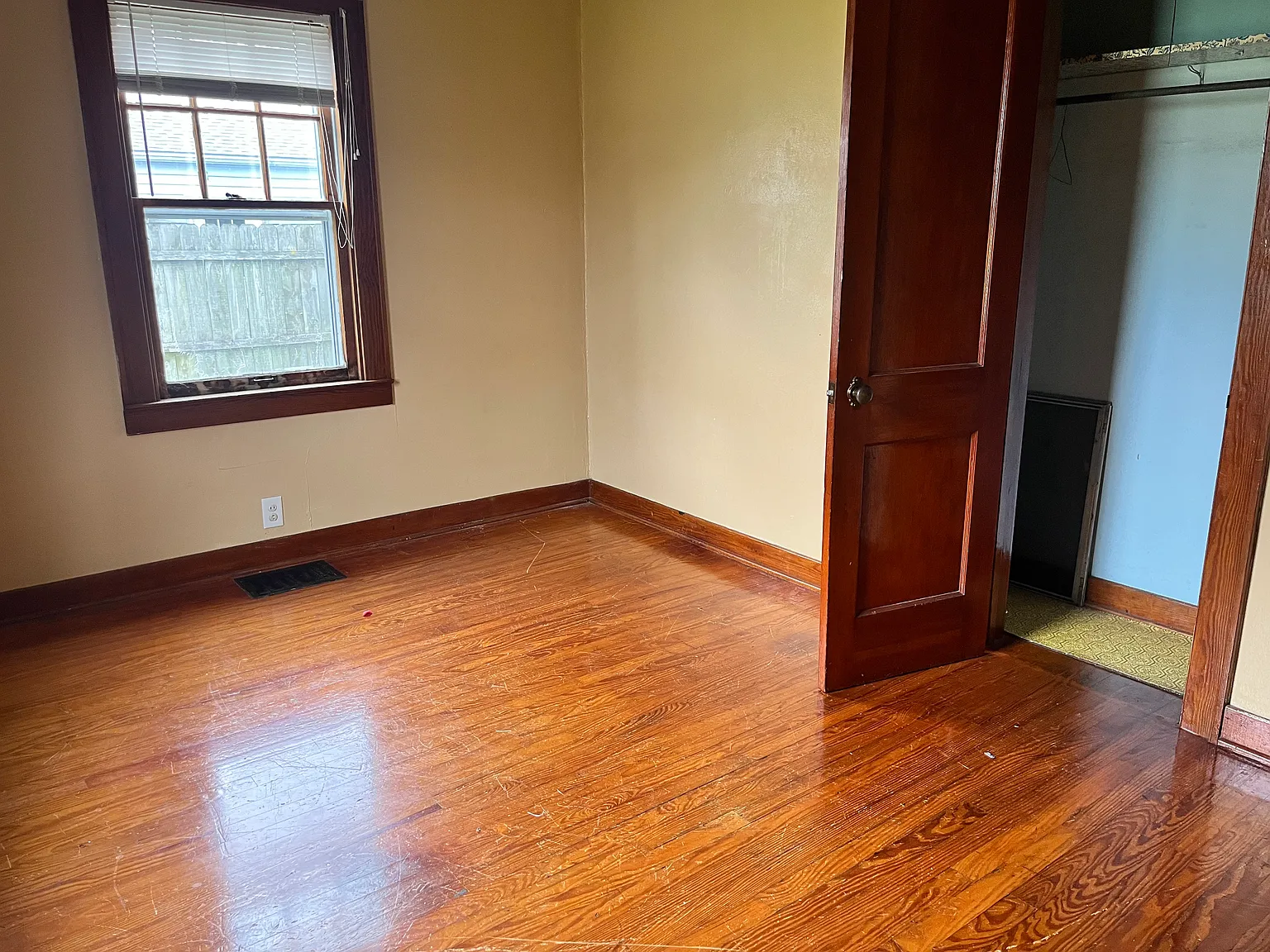 2 bed, 960 sqft, $600 — Photo 3