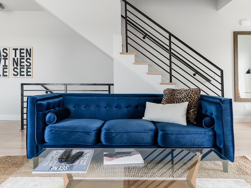 2nd floor- Living area