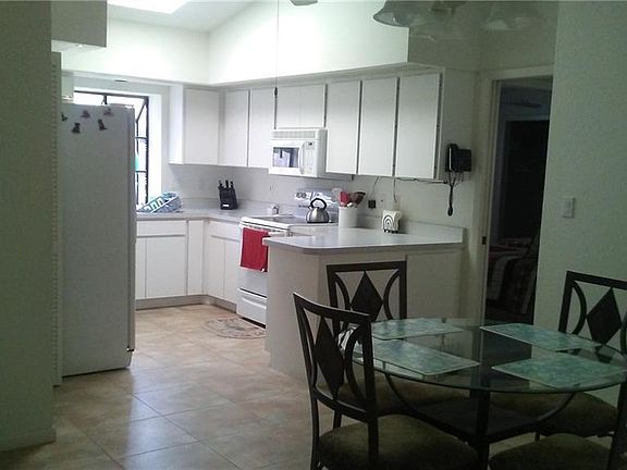 5th image of 1130 Coronado Dr
