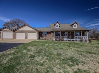22125 Rhyme Ln, Waynesville, MO 65583