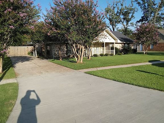 3rd image of 5618 Joan St