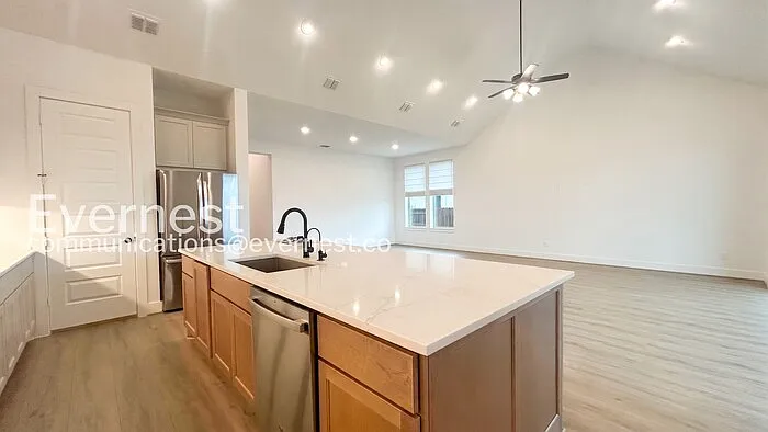 4017 Meadow Rd — Photo 4