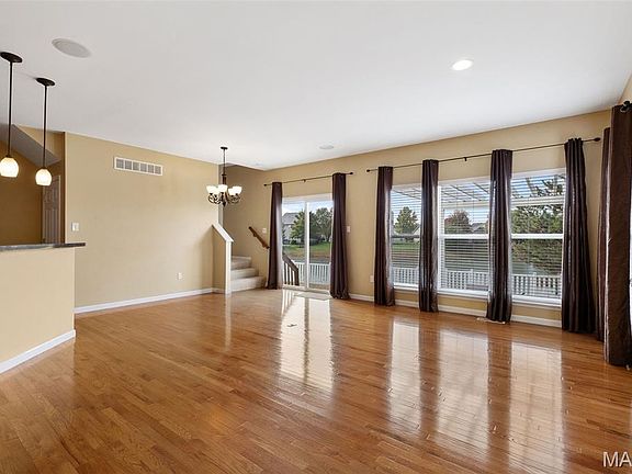 5th image of 3361 Timbercross Pl