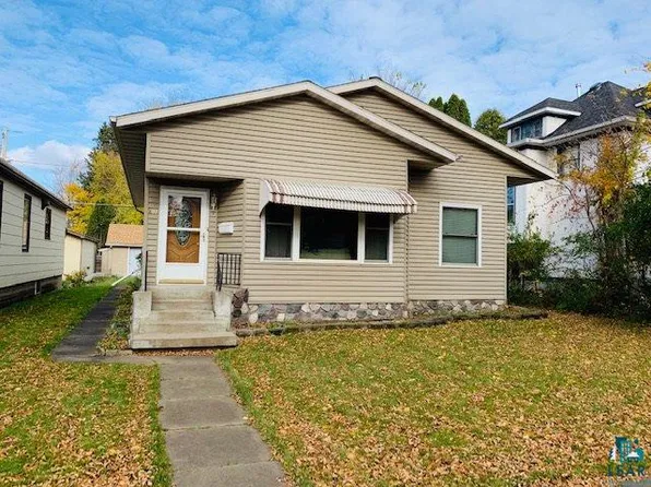 407 5th St S, Virginia, MN 55792