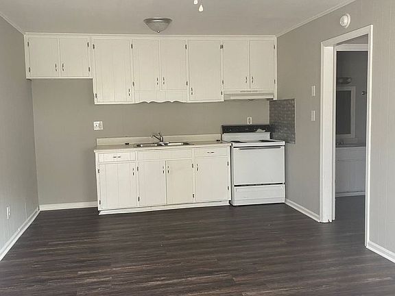 4th image of 1880 Green Dr NW #13