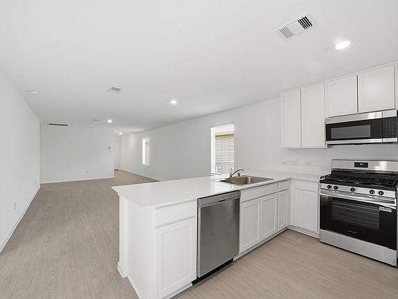 3rd image of 12048 Noble Wood Village Dr